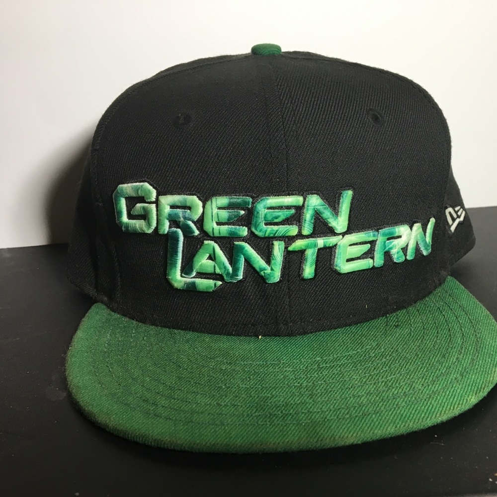 Green Lantern Glow In The Dark New Era Fitted Cap